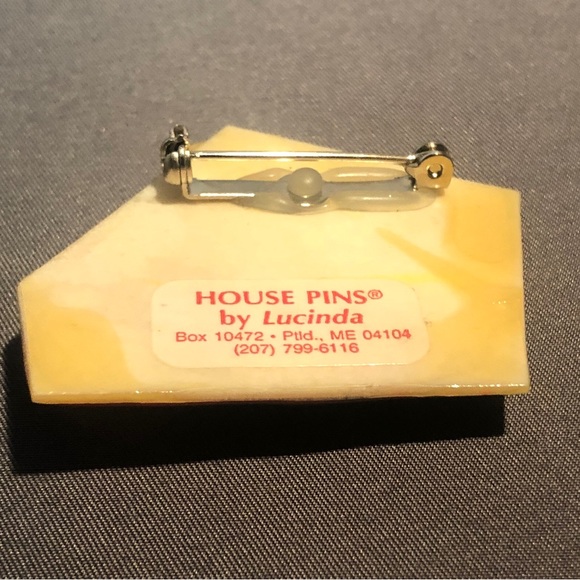 Vintage Cute Real Estate Pin/ Brooches and a charm - Picture 6 of 8